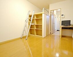 レオパレスSHINY 1階1Kのリビング/ダイニング