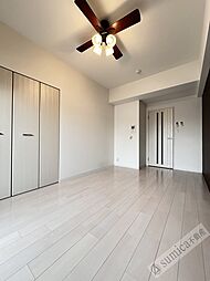 近鉄難波線 布施駅 徒歩7分の賃貸マンション 7階1Kのリビング/ダイニング