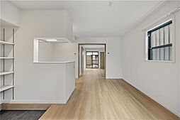 Cosmo Villa Kasukabe 1階1LDKのリビング/ダイニング