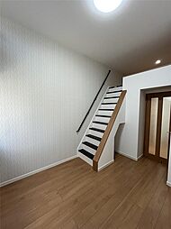 Mont Serenity 麻溝台 205 2階1Kのリビング/ダイニング