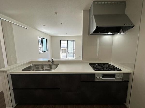 detached 東京都多摩市連光寺１丁目25-39

地図を見る