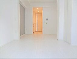 REFRAME 5 Iriya 7階1DKのリビング/ダイニング