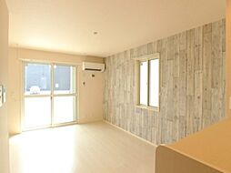 グランドソレイユIV 1階1LDKのリビング/ダイニング