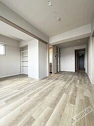 近鉄大阪線 長瀬駅 徒歩2分の賃貸マンション 10階2SLDKのリビング/ダイニング