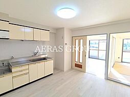 KODAヒルズ四つ木 3階2DKのリビング/ダイニング