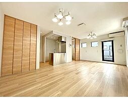 ＴＮ ガレージハウス 1LDKのリビング/ダイニング