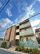 鳳駅より徒歩14分 3階 築1年9ヶ月の賃貸物件