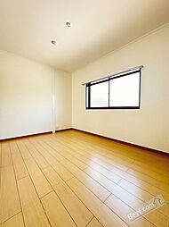 メゾン津々山台B棟 2階2LDKのリビング/ダイニング