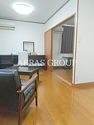 五本木アパートメンツ 2階1LDKのリビング/ダイニング