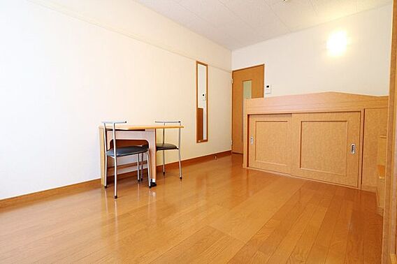 レオパレス氷室_内装_2