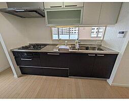 ザ・リバープレイスイーストタワー 7階2LDKのリビング/ダイニング