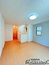 アリアーテI 1階ワンルームのリビング/ダイニング