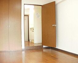 京急本線 梅屋敷駅 徒歩5分の賃貸マンション 1階1Kのリビング/ダイニング