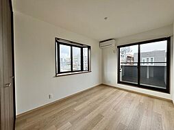 リオグランデ綾瀬 4階4LDKのリビング/ダイニング