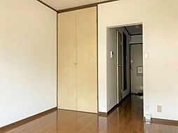 メゾンクズウ 2階ワンルームのリビング/ダイニング