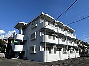 吉原駅より徒歩35分 築28年4ヶ月 3階建の賃貸物件