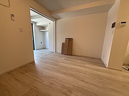 KEIAI RESIDENCE 青井II 1階1LDKのリビング/ダイニング