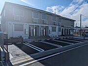 稲城長沼駅より徒歩10分 築1年10ヶ月 2階建の賃貸物件