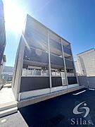 八戸ノ里駅より徒歩7分 1階 築3年1ヶ月の賃貸物件