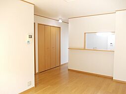 シェーネ　エレガンシア