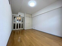 ハナブサマンション 4階1Kのリビング/ダイニング