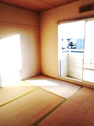 ウィンドウッドＢ棟 201 2階2DKの寝室