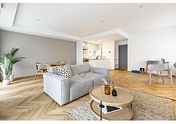 コンフォリア高島平 8階1LDKのリビング/ダイニング