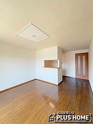 ロマネコンティIII 2階2LDKのリビング/ダイニング