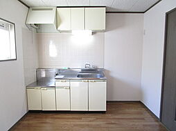 グレースコートＡ棟 202. 2階2DKのリビング/ダイニング