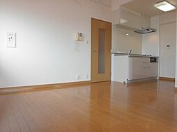 ロイヤルティアラ 4階3DKのリビング/ダイニング