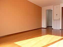 ジョリハウスＣ 105 1階1LDKのリビング/ダイニング