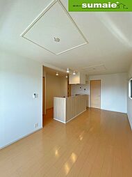 オリーブビレッジ上野山II 2階2LDKのリビング/ダイニング