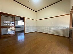 弐分方町貸家 5LDKのリビング/ダイニング