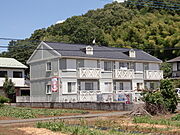 八王子駅よりバス21分 徒歩2分 2階 築33年5ヶ月の賃貸物件