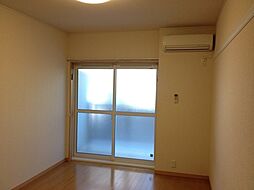 レオパレスプリマベーラ大成 2階1Kのリビング/ダイニング