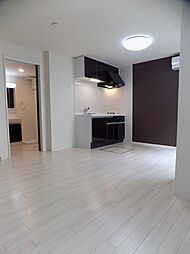 ルナヴォワール 1階ワンルームのリビング/ダイニング