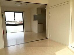 COCOCUBE AKABANE 4階1LDKのリビング/ダイニング