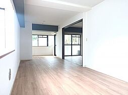 明治レジデンス 1階1LDKのリビング/ダイニング