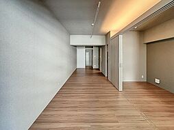 zonna神戸磯上通 701 7階1LDKのリビング/ダイニング