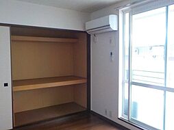 グレーゲーブルス 1階1Kのリビング/ダイニング