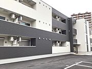 中百舌鳥駅より徒歩10分 築3年6ヶ月 3階建の賃貸物件