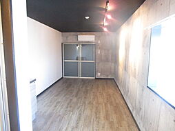 グリーンヒル鶴川 108 1階ワンルームのリビング/ダイニング