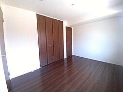 ブリュンヒルト 1階1LDKのリビング/ダイニング