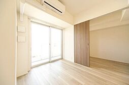 横浜市営地下鉄ブルーライン 阪東橋駅 徒歩6分の賃貸マンション 5階1LDKのリビング/ダイニング