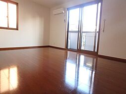 ラミアカーサお花茶屋 1階2LDKのリビング/ダイニング