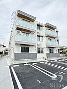 西新町駅より徒歩14分 築2年2ヶ月 3階建の賃貸物件