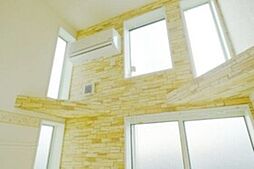 ユナイト戸手ヴァンセンヌの杜 2階ワンルームのリビング/ダイニング