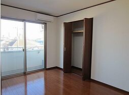 パーシモンズ・ガーデン 2階1Kのリビング/ダイニング