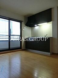 サンライズヤマト 2階1LDKのリビング/ダイニング