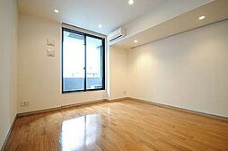 プライムアーバン南池袋 8階ワンルームのリビング/ダイニング